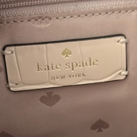 KATE SPADE AUDREY CREAM CROCODILE EMBOSSED MINI BUCKET BAG - Picture 9 of 11